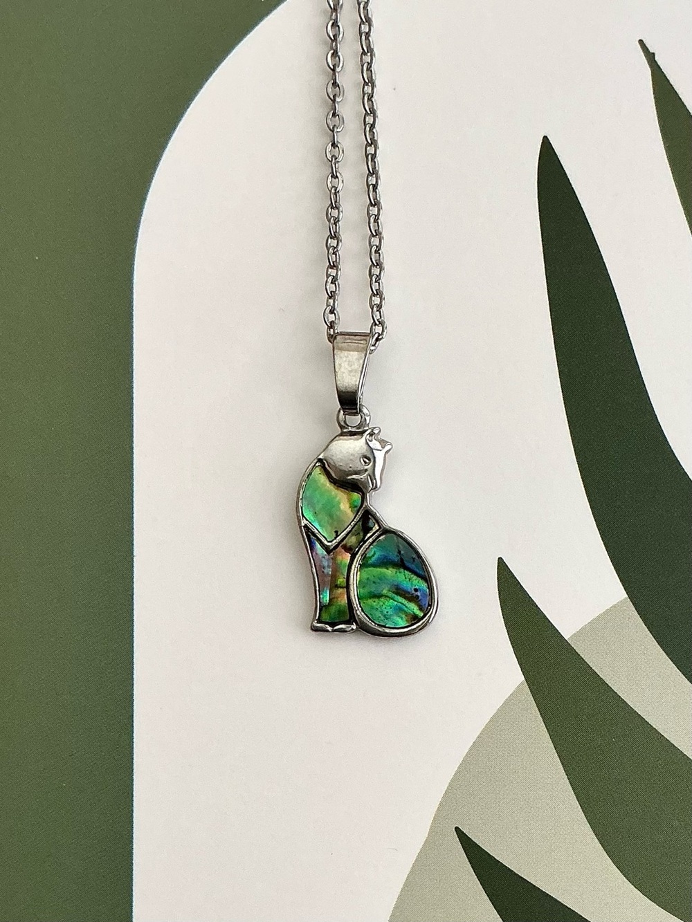 Green Abalone Inlay Cat Necklace